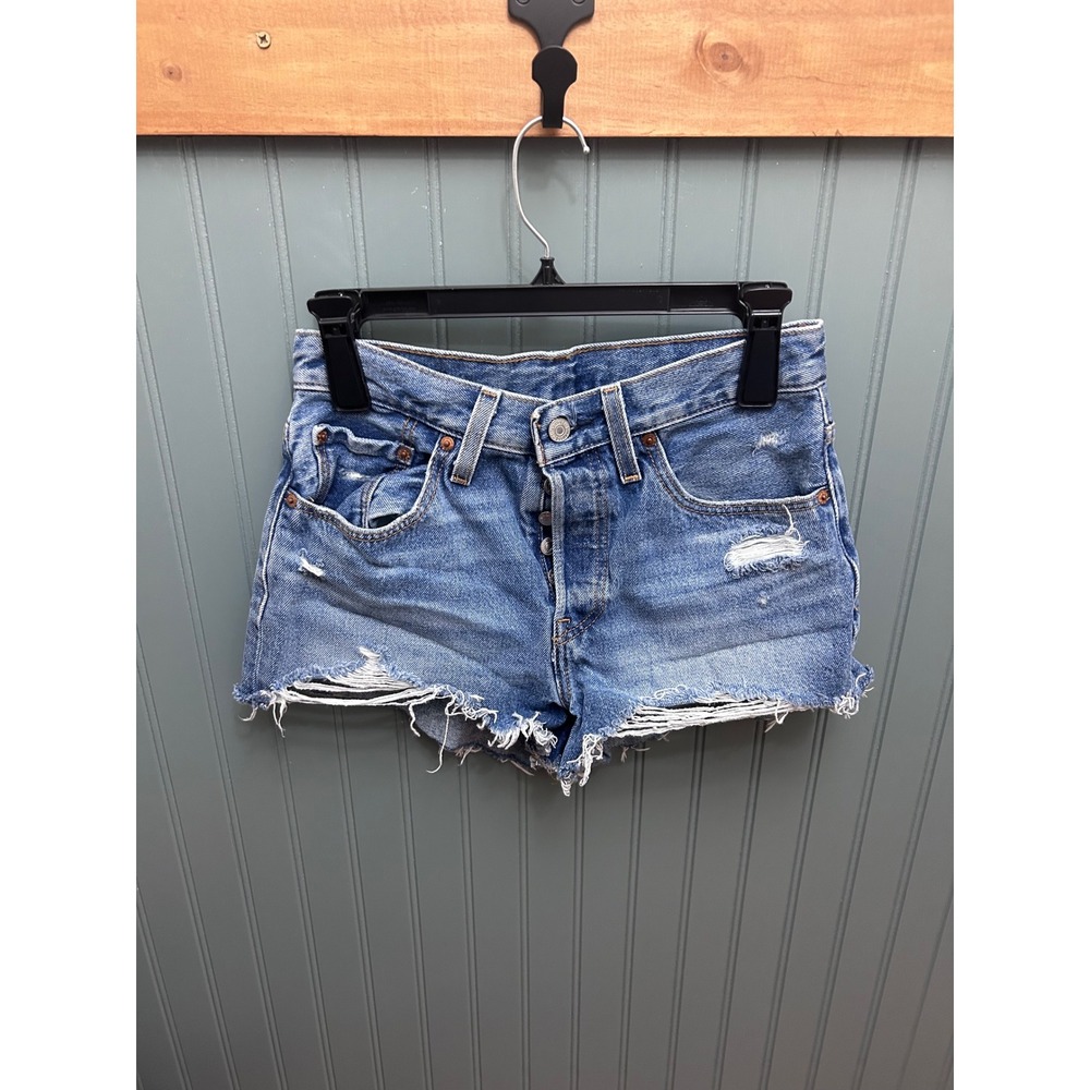 Levis 501 Original High Rise Distressed Denim Cut Off Shorts Medium Wash W26